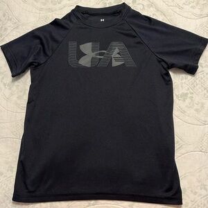 Under Armour youth small shirt